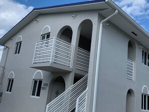 Studio, 1 Bedroom, Balcony | Balcony - 💎stylish Studio Apartment By Miami Airport (Miami)
