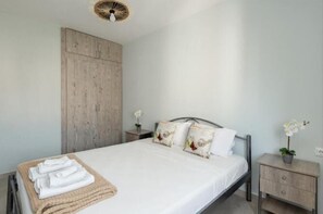 Apartment, 2 Bedrooms, Balcony