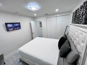 Apartment, 2 Bedrooms, Terrace, City View