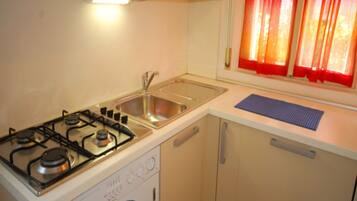 Villa, 2 Bedrooms, Garden View | Interior