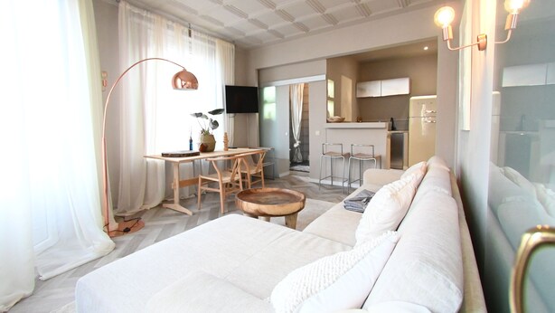 Apartment, 4 Bedrooms | Living area - Up too 8- 10 Persons Stay in Antwerp (Antwerp)