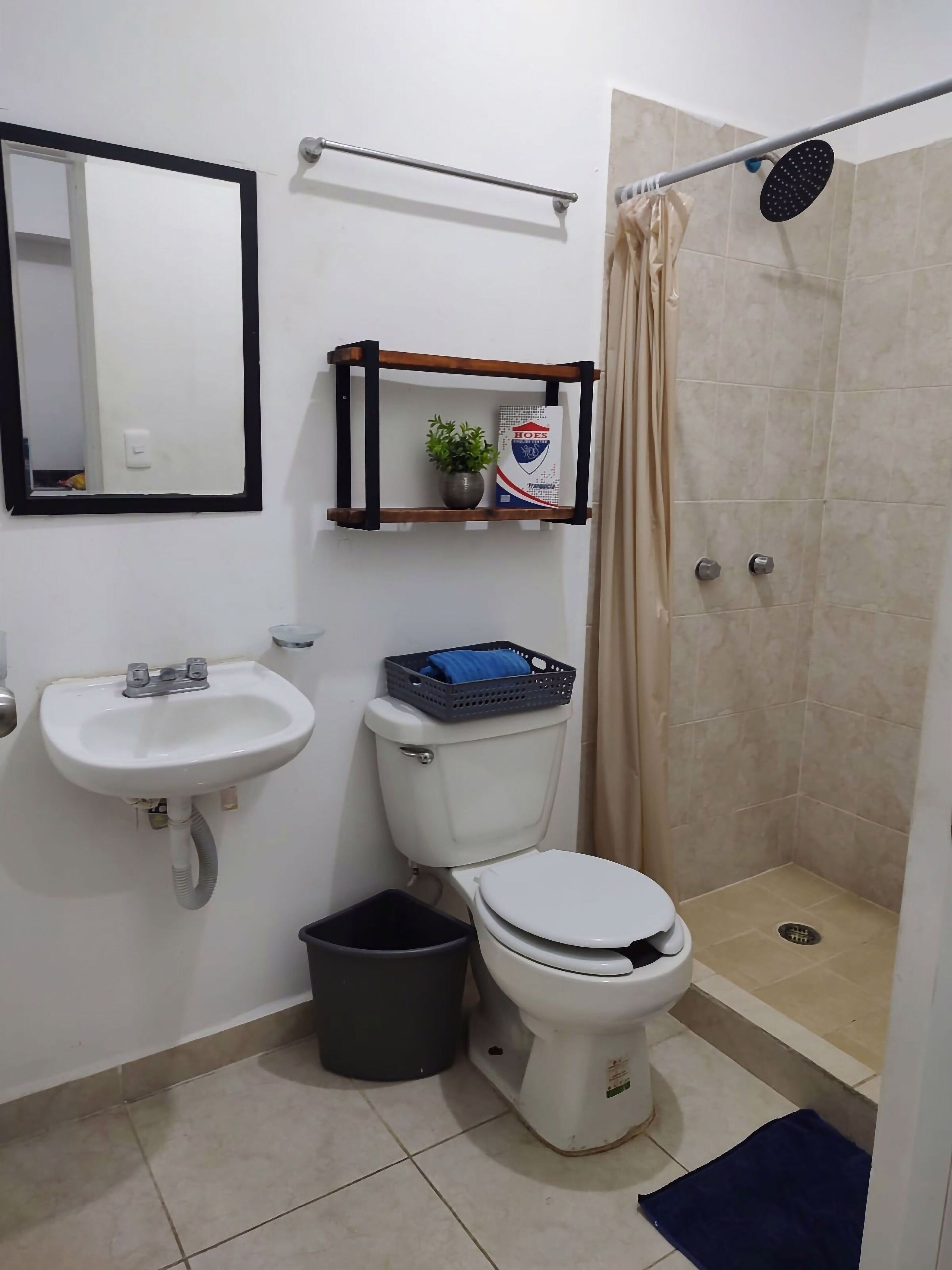 Devoted Hoestel in Cancun With Equipped Kitchen, Pool, Close to Beaches More