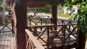 Condo, 2 Bedrooms, Patio | Property grounds