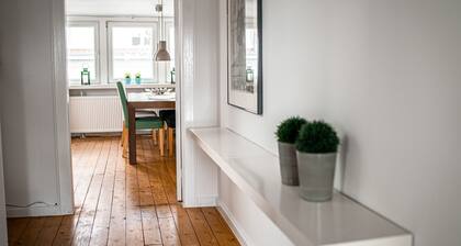 Cozy 3 room apartment 4 minutes near central station and city