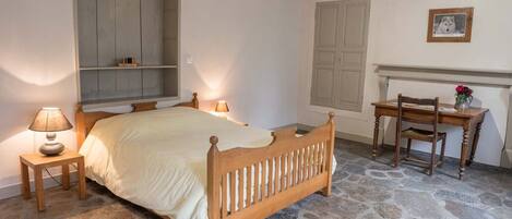 5 chambres, Wi-Fi, draps fournis