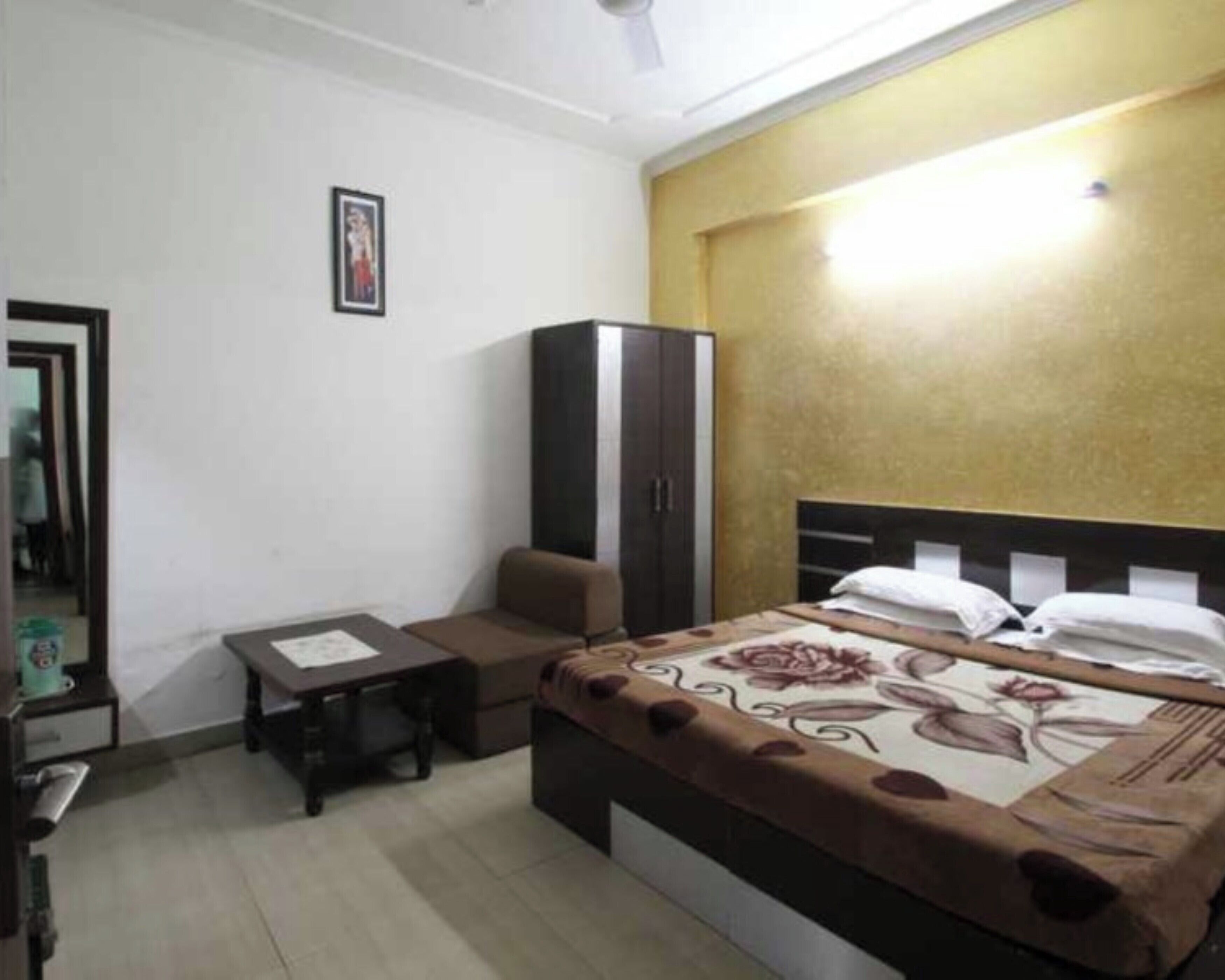 Foto - Goroomgo Viren Holiday Home Agra