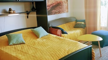 Fer et planche Ă repasser, Wi-Fi gratuit, draps fournis