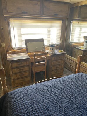 1 habitación y ropa de cama 