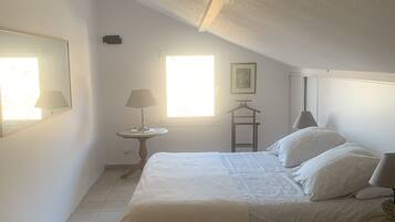 3 chambres, fer et planche Ă repasser, lit parapluie, Wi-Fi gratuit