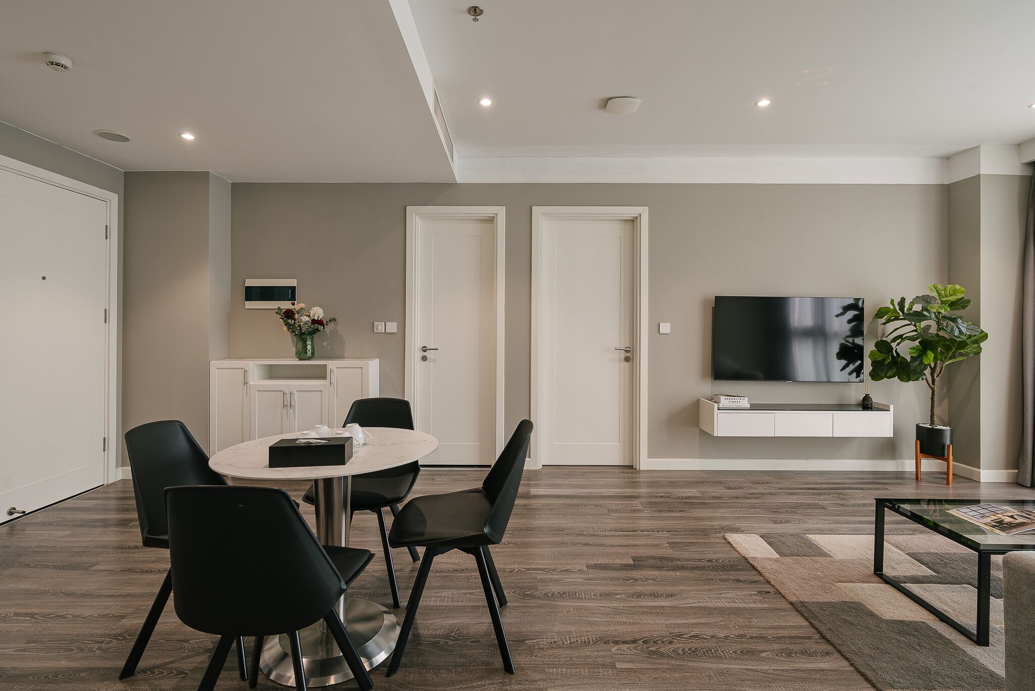 Apartment, 2 Bedrooms | In-room dining