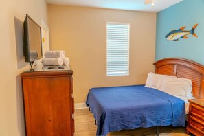 5 bedrooms, WiFi, bed sheets - Ocean Breeze 3D (North Myrtle Beach)