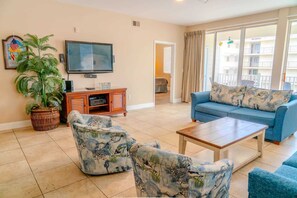 TV - Ocean Breeze 3D (North Myrtle Beach)