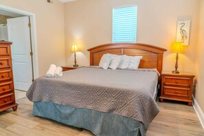 5 bedrooms, WiFi, bed sheets