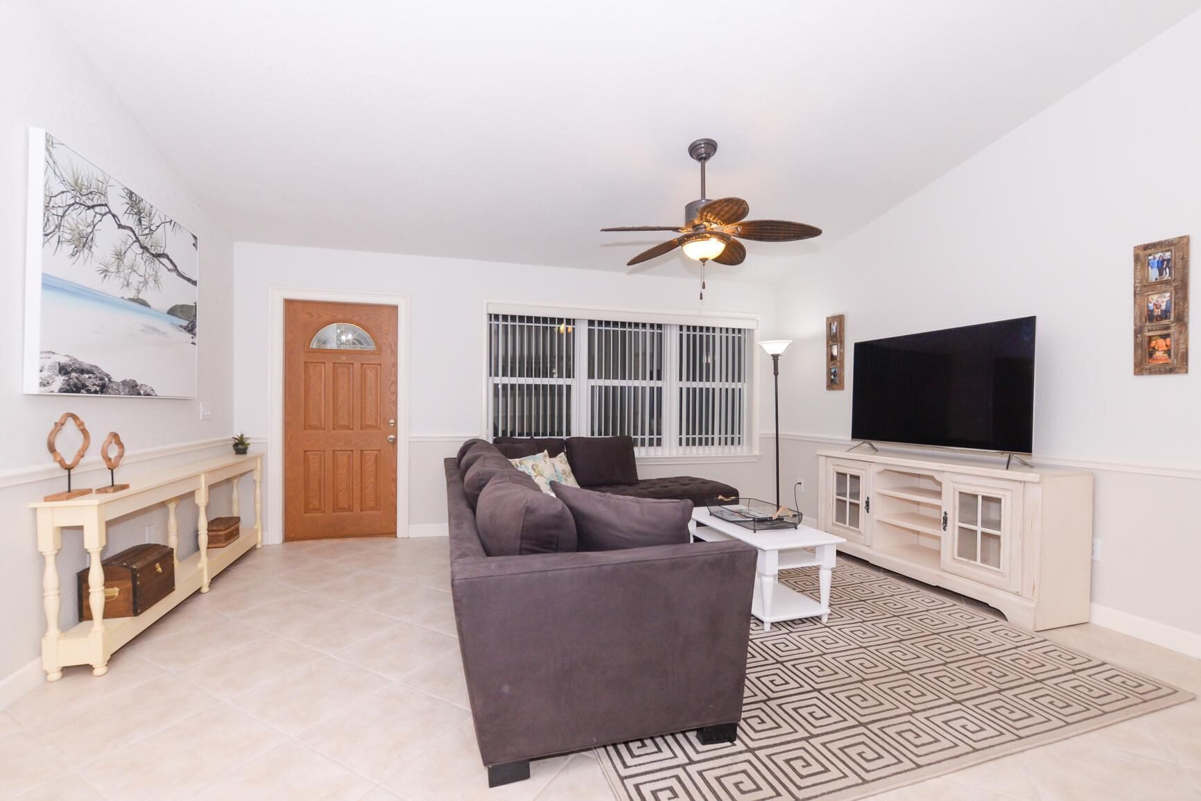 Harmony Oaks Retreat with Screen Private Pool overlooking Oak Hammocks