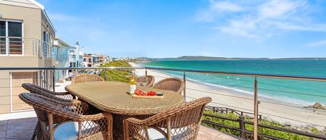 House (5 Bedrooms) | Front of property