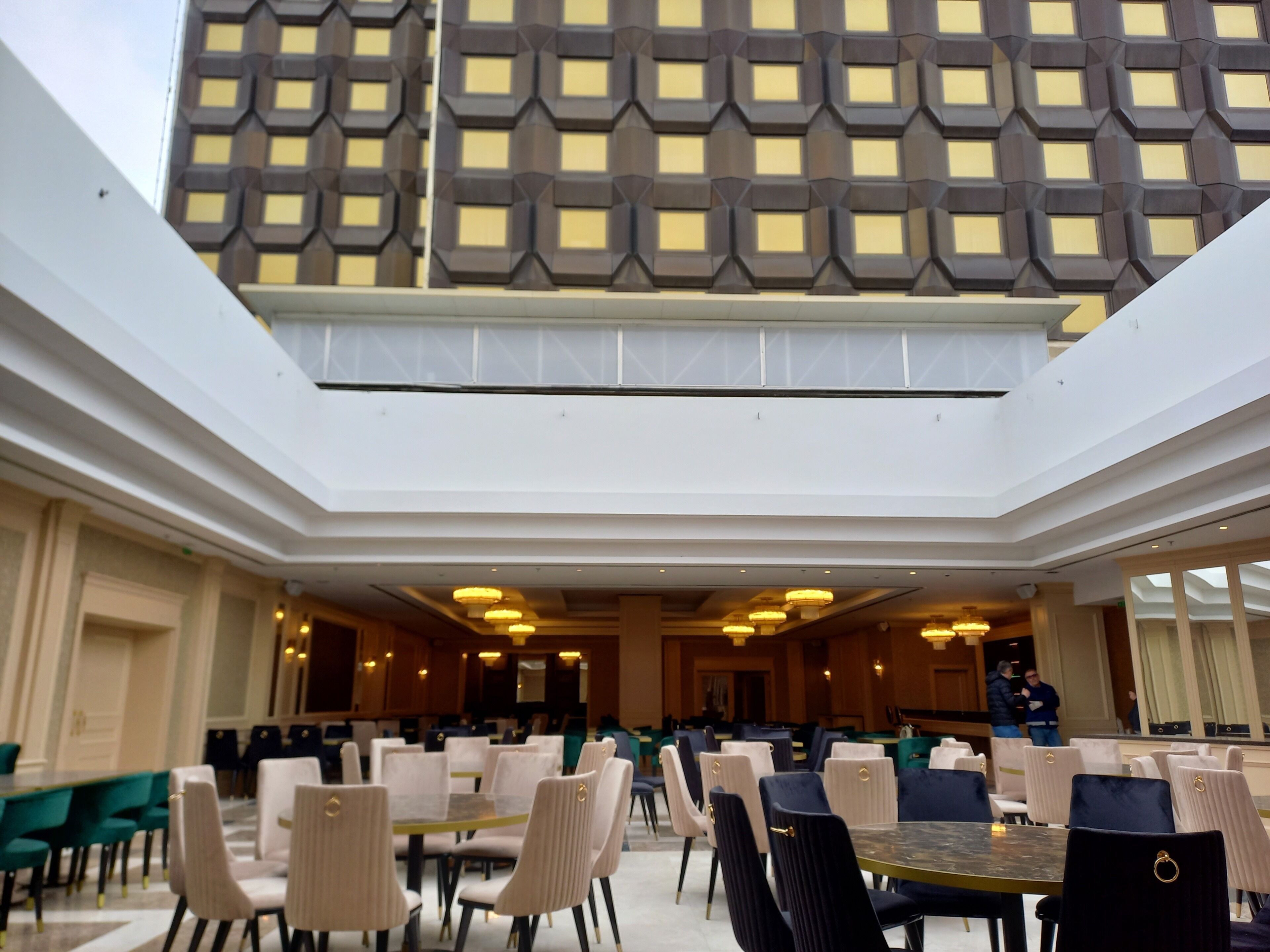 Photo - Astoria Grand Hotel