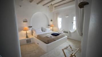 Vila exclusiva, 4 quartos | Roupas de cama antialérgicas, camas com colchões pillow-top