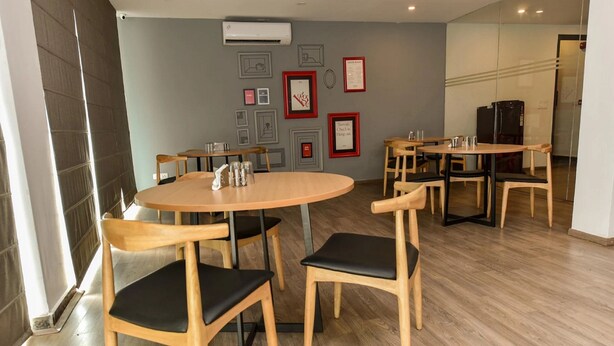 Free daily buffet breakfast - Mavens Orange (Gurugram)