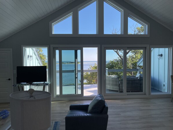 Smart TV - Private dock with 2 golf carts Oceanfront home Absolute Best Location on island! (North Captiva)