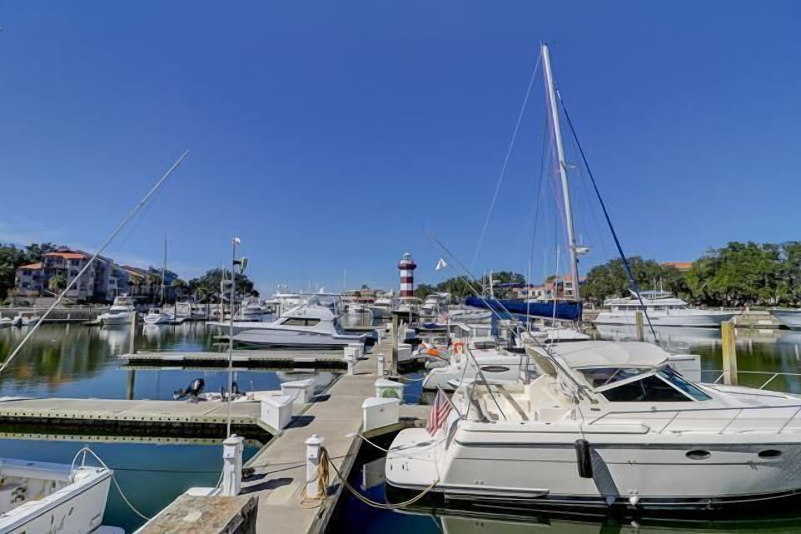 Spectacular, Completely Renovated 1-Bdrm harbourfront villa