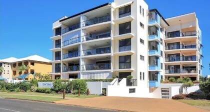 Apartment 404b Coral Sands