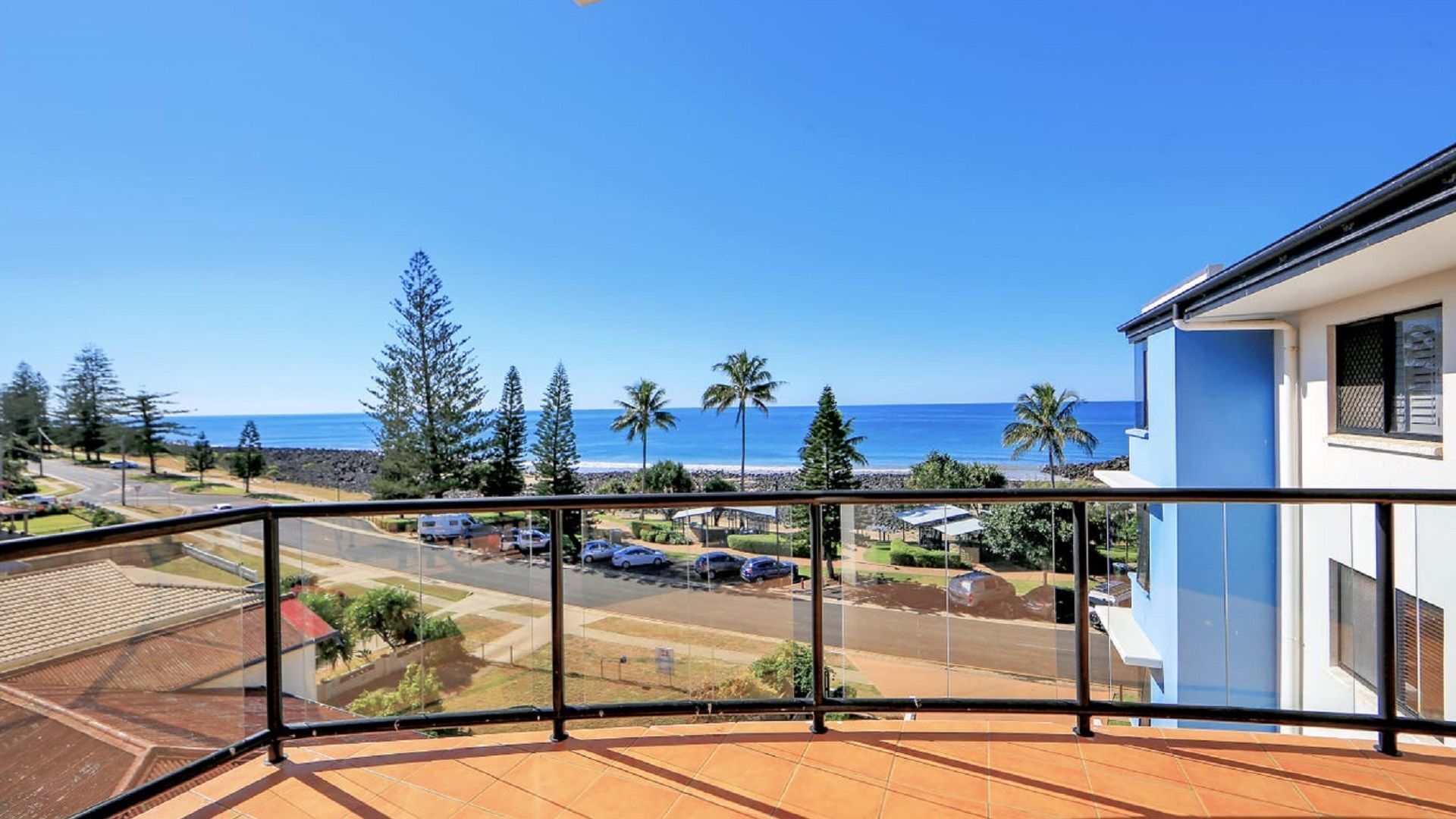 Apartment 404 Coral Sands — image 20