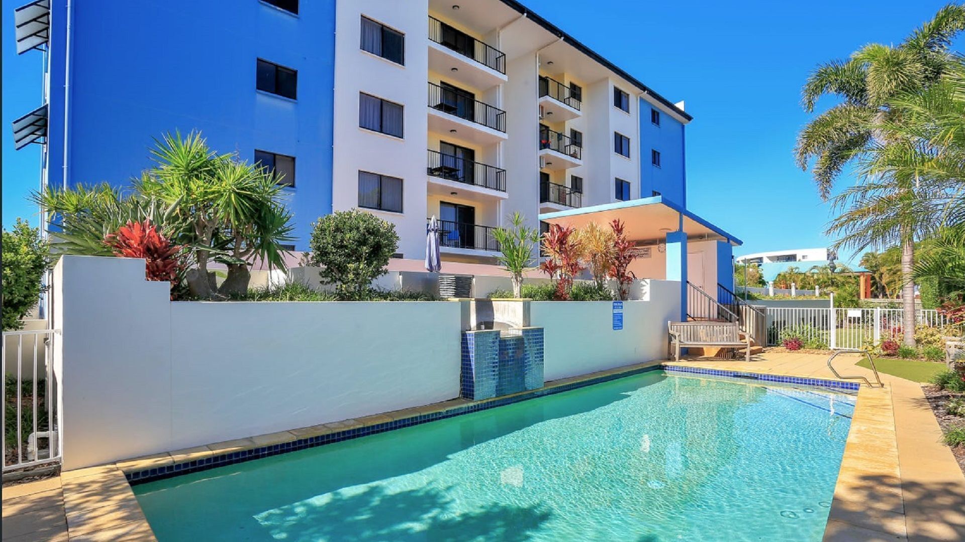 Apartment 404 Coral Sands — image 4