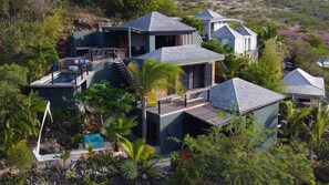 Exterior - Luxury villa. Sea view. Private swimming pool. Independent bedroom and suite. (SAINT MARTIN)