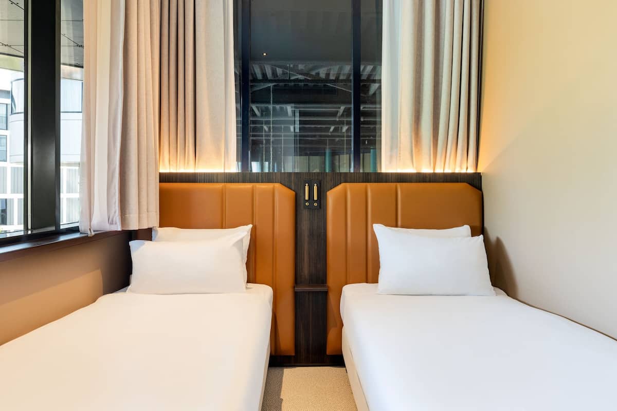 Room, 1 King Bed, Non Smoking