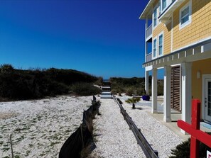 Exterior - Walk to tradin post!North cape, private pool, awesome patio & steps to beach! (Port St. Joe)