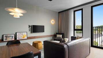 In-room safe, desk, laptop workspace, soundproofing