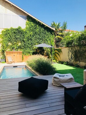 Piscine extérieure, piscine chauffée