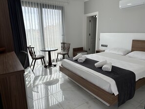 Minibar, soundproofing - Doganin Ruhu Hotel & Bungalow (Kas)