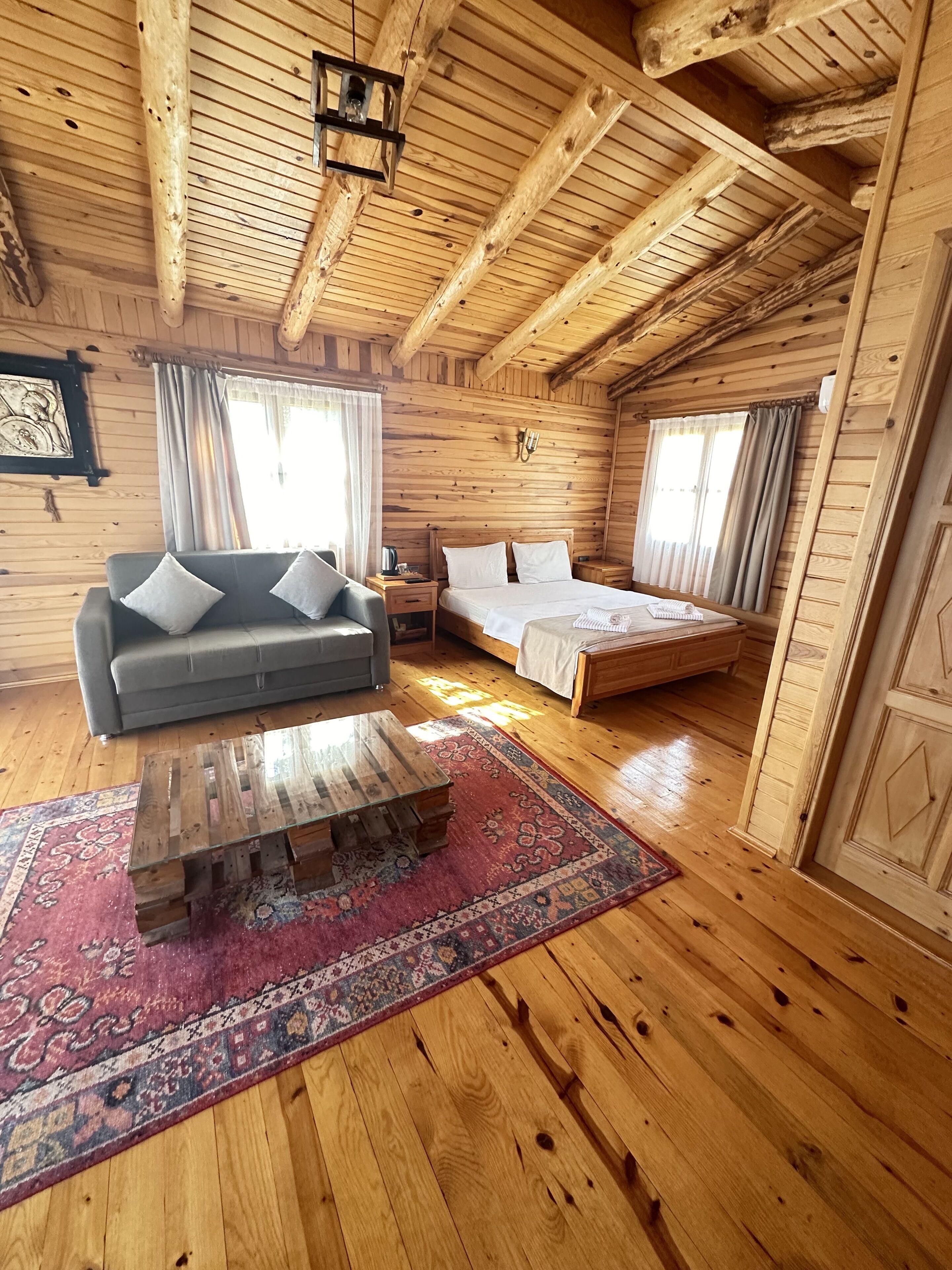 Classic Cabin