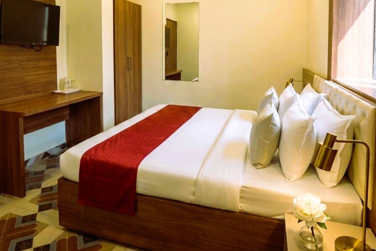 Betten mit Memory-Foam-Matratzen, Minibar, Schreibtisch