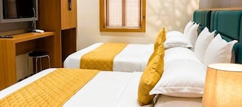 Hotel Jodiya - Near CST