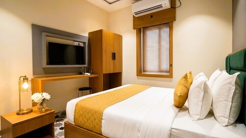  Hotel Jodiya - Near CST