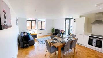 Smart TV, books, music library, offices