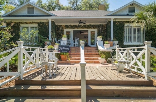 Lake House