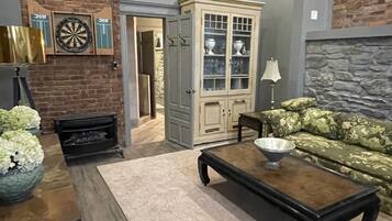 Smart TV, fireplace, printers