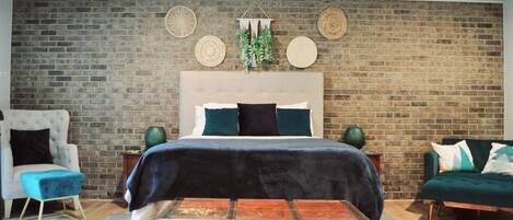 1 chambre, fer et planche à repasser, Wi-Fi gratuit, draps fournis