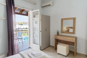 2 bedrooms