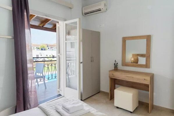 2 bedrooms