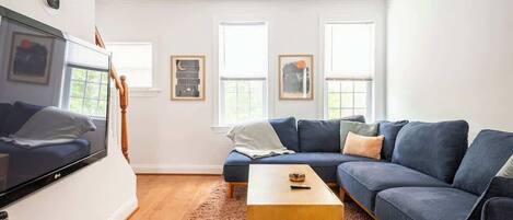 TV, fireplace, offices