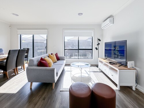 Brilliant Berwick 3B Home Garage*WiFi*Near Parks