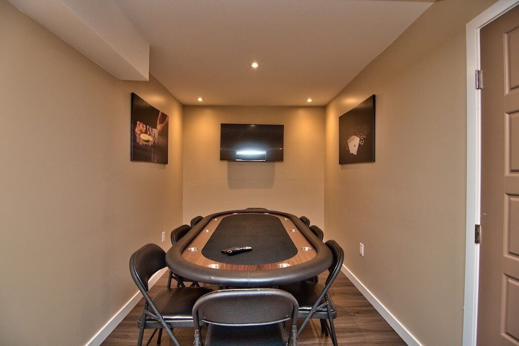 Gorgeous lake front with tranquil setting