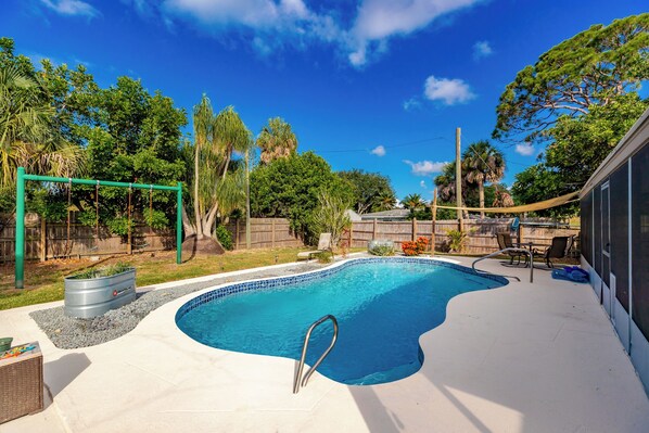 Outdoor pool, a heated pool