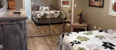 2 Schlafzimmer, Bügeleisen/Bügelbrett, kostenloses WLAN, Bettwäsche