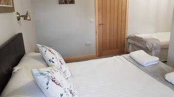 Apartment, Private Bathroom (Tower Street Apartment) | 2 bedrooms