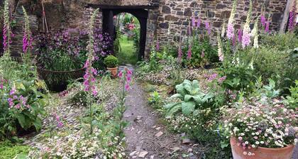 Frizenham Farmhouse B&B